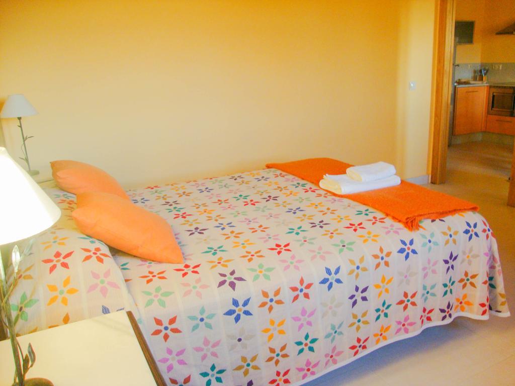 Apartamentos Fandin Ribadeo Camera foto