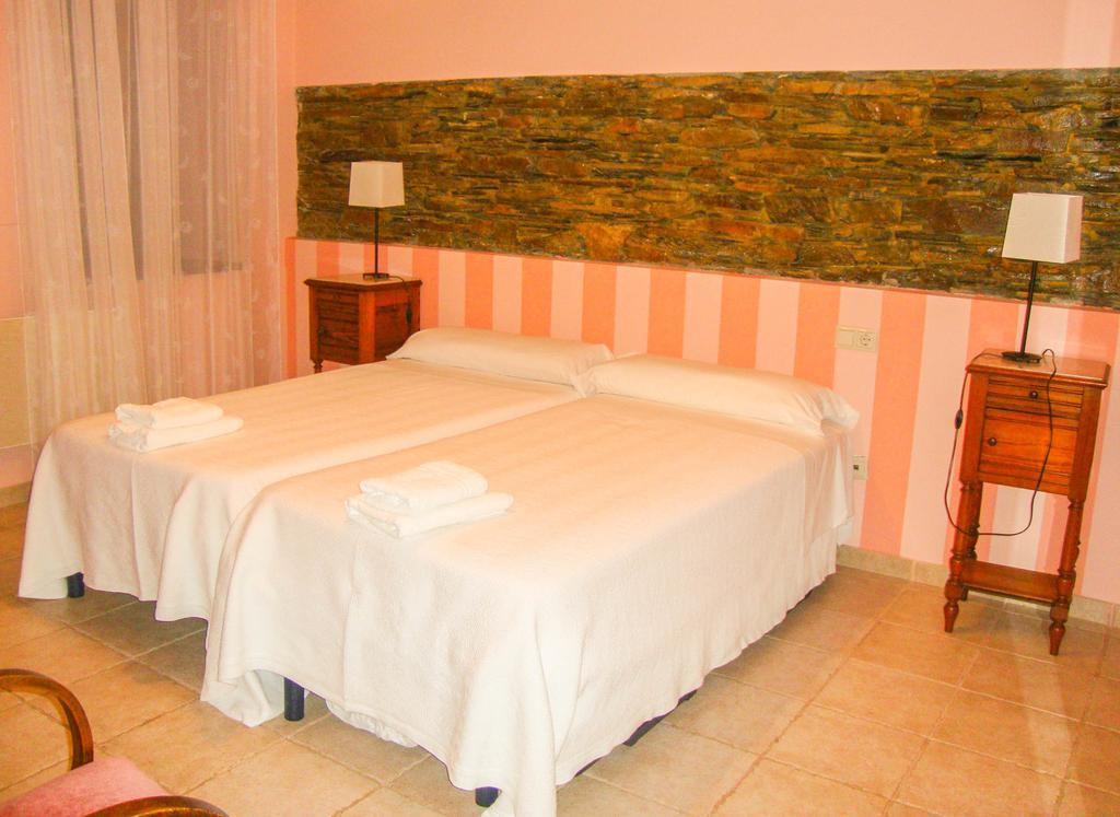 Apartamentos Fandin Ribadeo Camera foto