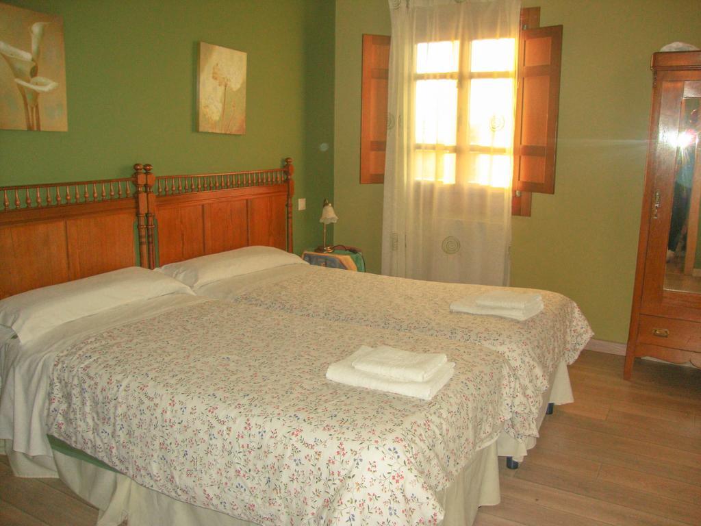 Apartamentos Fandin Ribadeo Camera foto