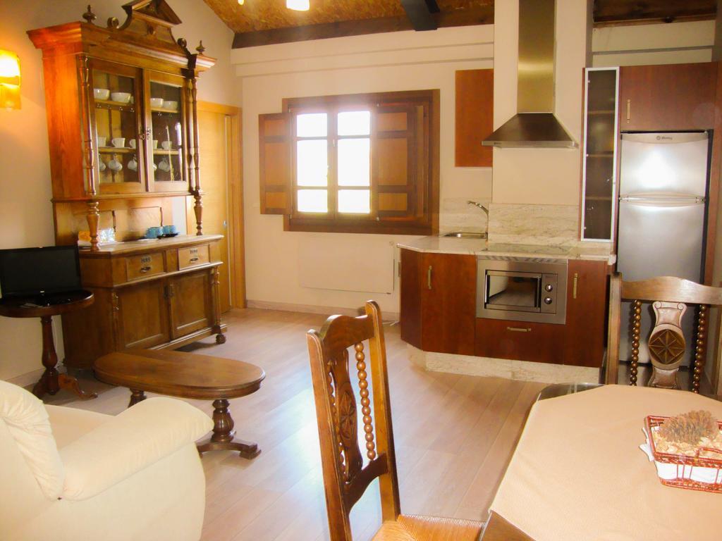Apartamentos Fandin Ribadeo Camera foto